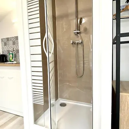 Lenova3 - Centre-ville - Tv - Wifi Apartament *